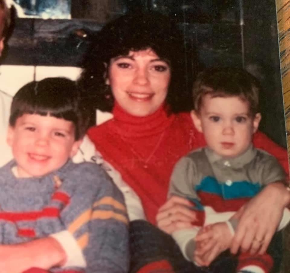 sprung_justin's tweet photo. So thankful for my mom! #MomWeek https://t.co/8WO8itMS80