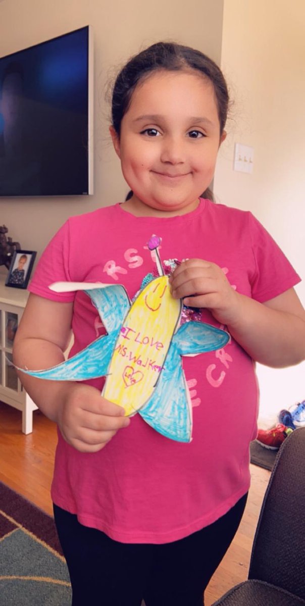 JriveraMaddock's tweet photo. A teacher takes a open hand, opens a mind, and touches a heart. - unknown. I know she misses her teacher very much and wanted to say thank you for everything that you do. #TeacherAppreciationWeek https://t.co/HHuAIXkquv