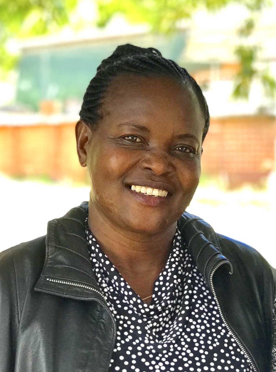 AfricanCrop's tweet photo. #FoodHeroes
Dr Kiddo Mtunda, our first Tanzanian graduate, worked afterwards on improving virus resistance (cassava mosaic disease and Cassava brown streak virus), high starch content and yield in cassava, breeding four new varieties that were released in 2015. #GraduateImpact https://t.co/12i42WbsUp