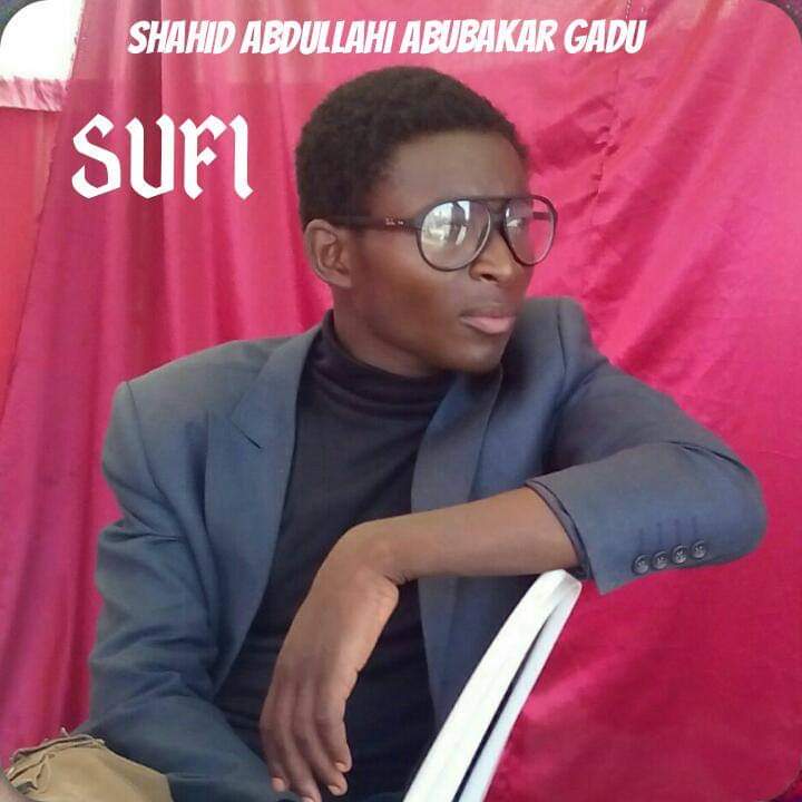 Realyaseer's tweet photo. 1608Days since the #ZariaMassacre & unlawful detention of SZakzaky by tyrant @NGRPresident
Martyr Abdullahi a Katsina state Indigen & also a 300lvl #computerstudent from UMYU was killed by @Mbuhari's Army in SZakzaky's residence.
#zariamassacre most be avenge Died by Died. https://t.co/YZ5jreHaVm