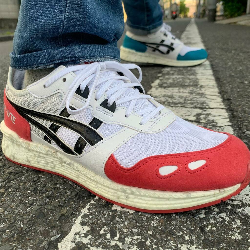 eiji_ihara's tweet photo. 今日のASICSTIGER
HyperGEL-LYTE "BAKA" Rouge × Teal Blue
#今日のASICSTIGER #hypergellyte #asicstiger #asicssportstyle #ハイパーゲルライト https://t.co/MNRGOLeb3J