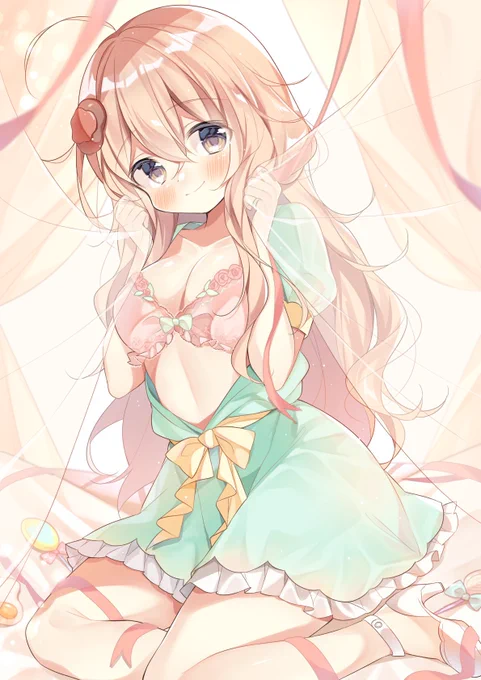 光に包まれてるもこちゃん?*・゜゜・*: .。.:*・゜゜・*

#創作 #オリジナル #ランジェリー 
