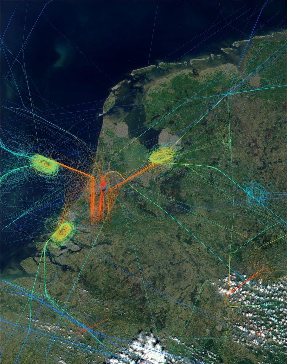 Thanks to the always brilliant @vmmbot we got this awesome picture from last sunday's runway to holland event! How long where you in the hold?😏<a href="/vatsim/">VATSIM</a> <a href="/VATEUD/">VATSIM Europe Division</a>