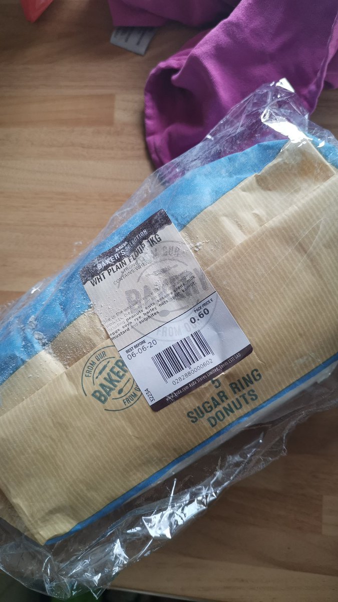 KerryLee0912's tweet photo. @asda what an amazing idea 😁 👏 https://t.co/JGYlm83vlm