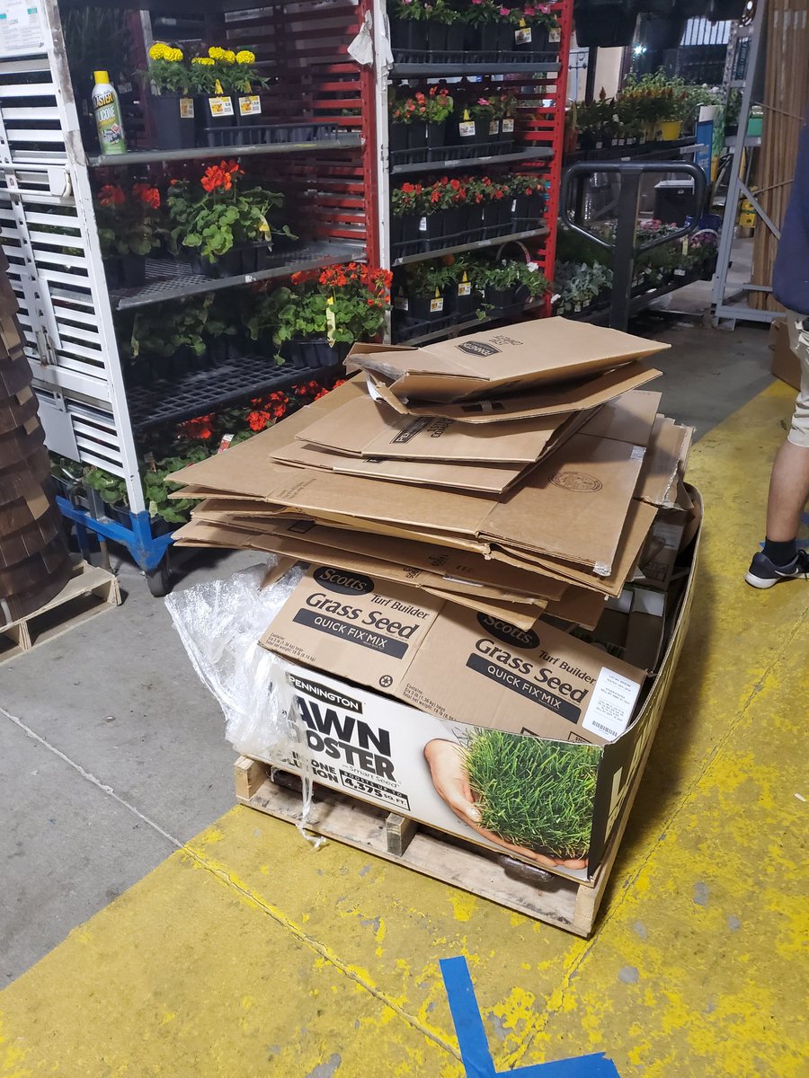 1TT hitting grass seed bays with a strong power packdown and recovery!! #cardboardchallenge @billmann2260 @AndrewsP26 @timdaleynymetro @edmerk27 @nicolay_shawn @TweetUsR30 @