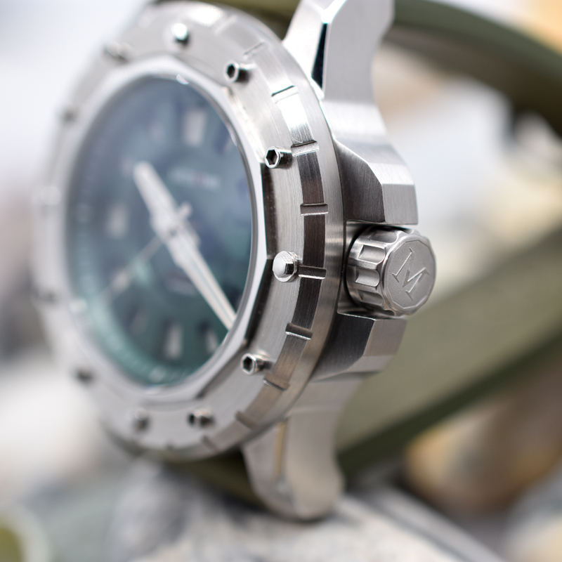 VickyOu8's tweet photo. Professional watch supplier
Accept customized logo
Stainless steel watches
120 clicks rotating bezel
Screw crown with LOGO
50ATM water resistance
#stainlesssteel #logo #stainlesssteel #glass #manufacturer #factory #supplier #oem #cnc #manufacturing #watches #watch #timepieces😎 https://t.co/is9NSZb9r0