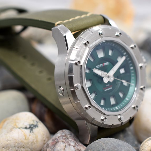 VickyOu8's tweet photo. Professional watch supplier
Accept customized logo
Stainless steel watches
120 clicks rotating bezel
Screw crown with LOGO
50ATM water resistance
#stainlesssteel #logo #stainlesssteel #glass #manufacturer #factory #supplier #oem #cnc #manufacturing #watches #watch #timepieces😎 https://t.co/is9NSZb9r0