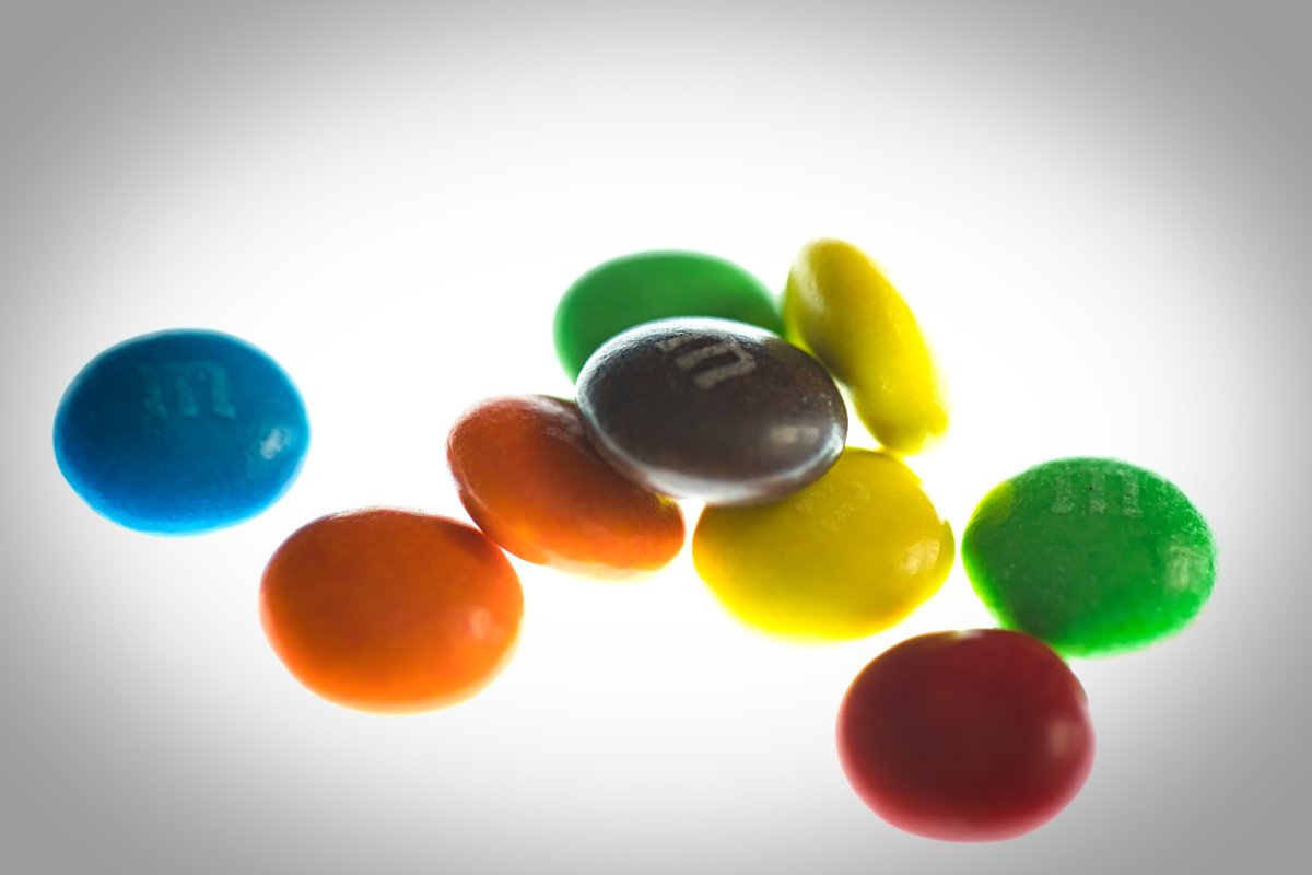photo_hajime's tweet photo. #箸休め的フォト
↑ 箸休め的ではなくなってきているのは、内緒(^_-)-
『m&m’s』
#Chocolatesweets
ノンポートレート作品への挑戦!!
#ファインダー越しの私の世界
#キリトリセカイ
#箸休め的フォト
#マクロの世界 https://t.co/XLQItQ6e4j