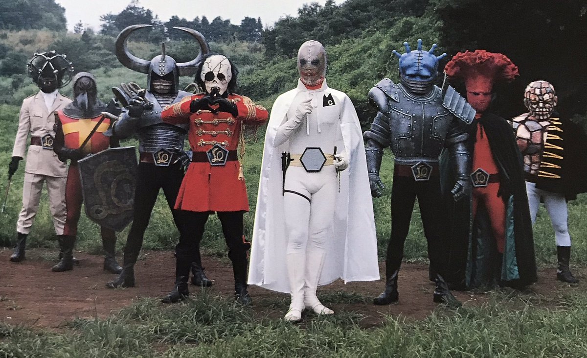 The雄 V Twitter 仮面ライダーストロンガー 1975年8月に行われた シリーズクライマックスを飾る改造魔人集団 デルザー軍団のファーストプレビューイベントより 大幹部クラスが一挙に7体登場し第1期 仮面ライダー シリーズ最後の撮影会に相応しい豪華な撮影会になっ