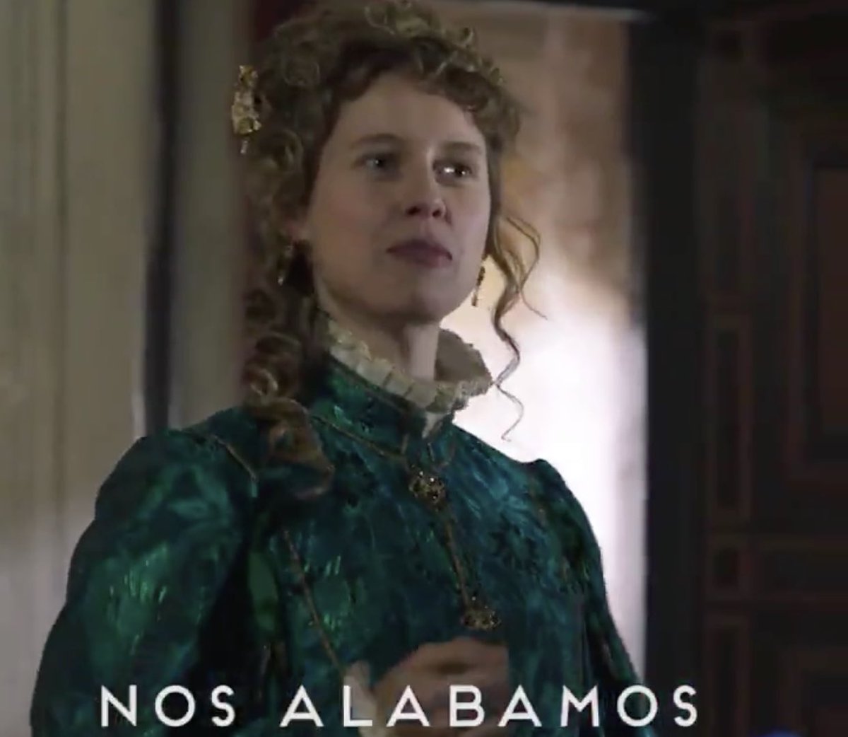 CarolinaMndT's tweet photo. @MdT_TVE Nos alabamos @manuela_velles @MdT_TVE @MdMinistericos #ElMinisterioDelTiempo #MdT https://t.co/TfLBut7mOZ