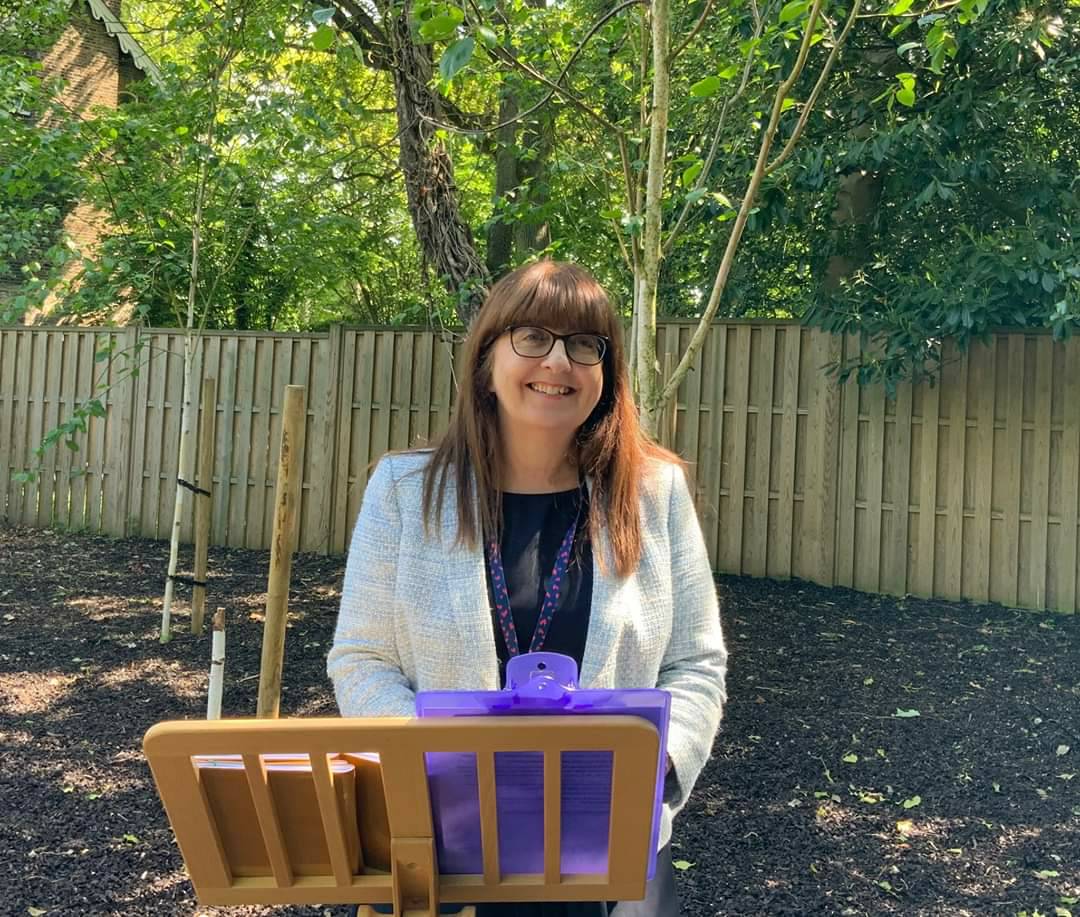 chigwellschool's tweet photo. Mrs Gibbs, Head of Chigwell Pre Prep, presents her Friday assembly from a special place in the school. Can you guess where it is? YouTube link via SchoolPost for Pre Prep families. #ChigwellSchool #ChigwellPrePrep https://t.co/DpICwZSOv9