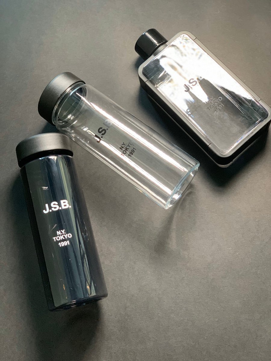 JSB_official_'s tweet photo. 【Logo Clear Bottle】
プリント入りクリアボトル！
J.S.B.のモチーフを、クリアボトルにプリントしています！
是非、オンラインストアにてご覧下さい！
【ONLINE STORE】
https://t.co/giSv30JQ6Q https://t.co/CLWh9uHcez