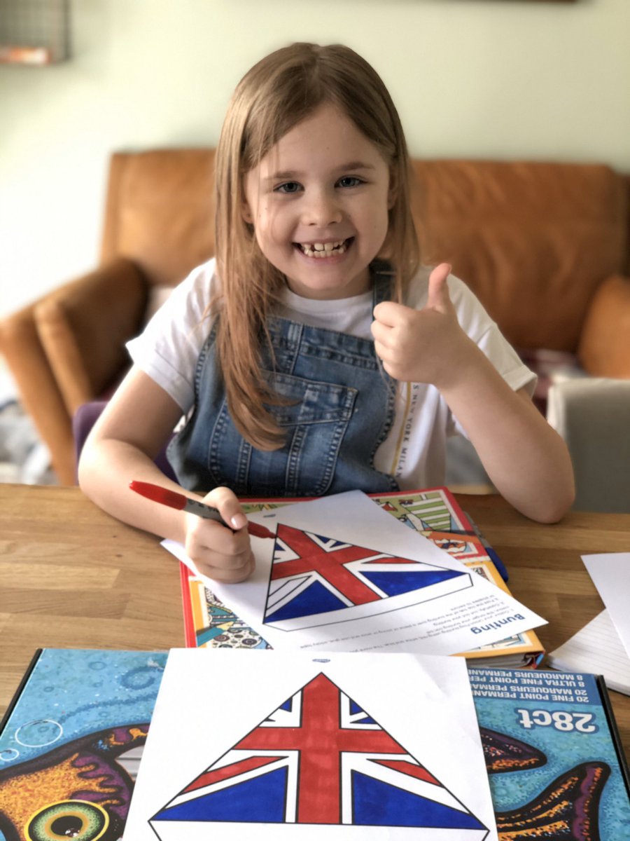 Haza2004's tweet photo. @mosboroughpri bit of therapeutic #VEDay75 colouring in for Daisy - Banyan https://t.co/ZxNU2eAqX2