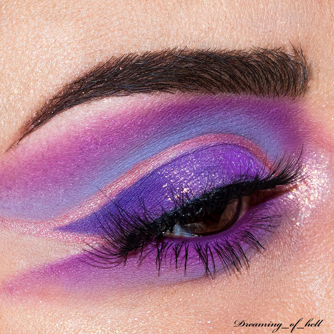 Dreaming_ofhell's tweet photo. ⚜️Purple Rain⚜️
#sigmabeauty #anastasiabeverlyhills #norvina #jeffreestarcosmetics #purplemakeup #muasupport #slavetobeauty #nablacosmetics #abhfam #abhbrows #certifeye #blazin_beauties #makeupslave #makeupdoll #underratedmuas #avantgardemakeup #mesaudamilano #bperfectcosmeticsc https://t.co/ZbXiu2YKmf