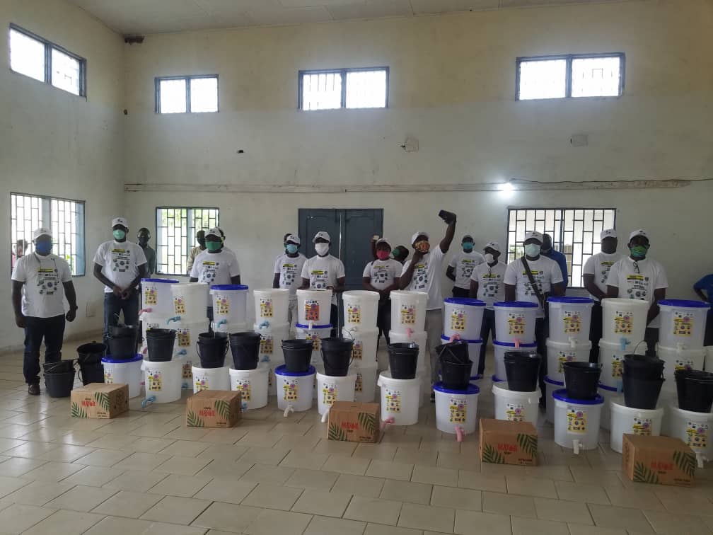 AssoalCameroun's tweet photo. Les volontaires sont prêts pour les universités itinérantes citoyennes à Douala
#COVID19
#ASSOAL https://t.co/GPJWQOEnLX