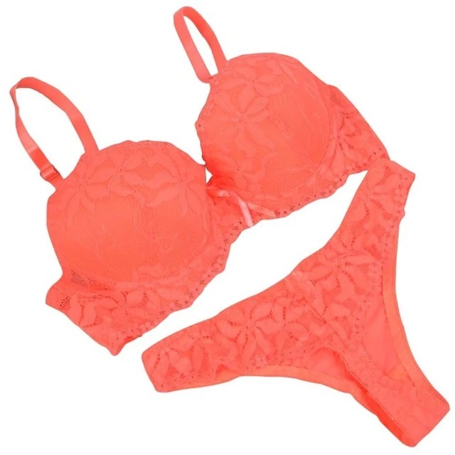 shopperstrail's tweet photo. The most stylish beach wear for women to look great on the beach. From bikinis to swim suits we have many fashion beachwear for you. 
#shopperstrail #beachwear #womenbikini #bathingsuits #beachclubs #beachparty #womenswimwear #beachlife  #beachwear
Visit-https://t.co/UeH2nOAXFq https://t.co/EYUaVsoutk