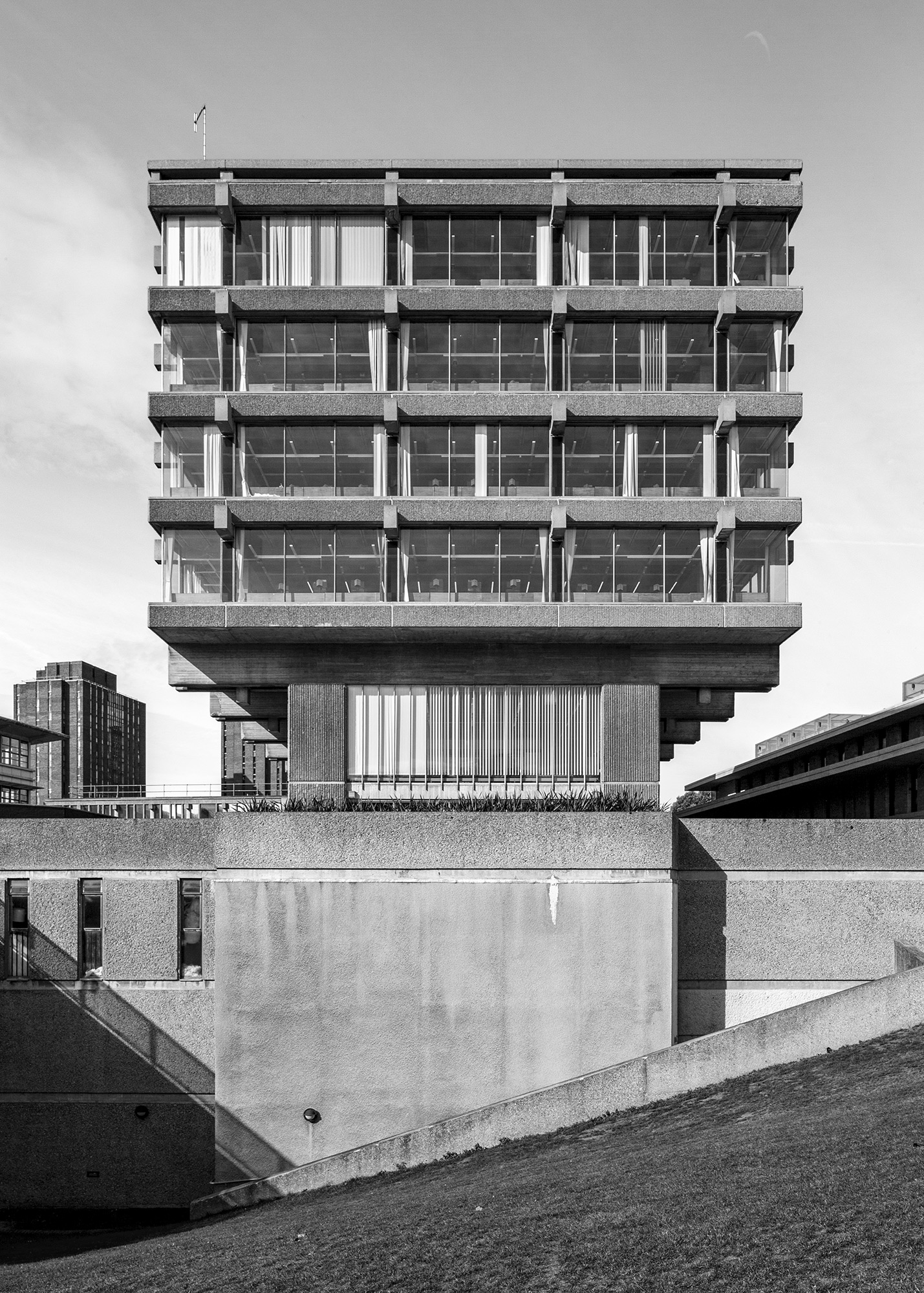 Example of a Brutalism Building