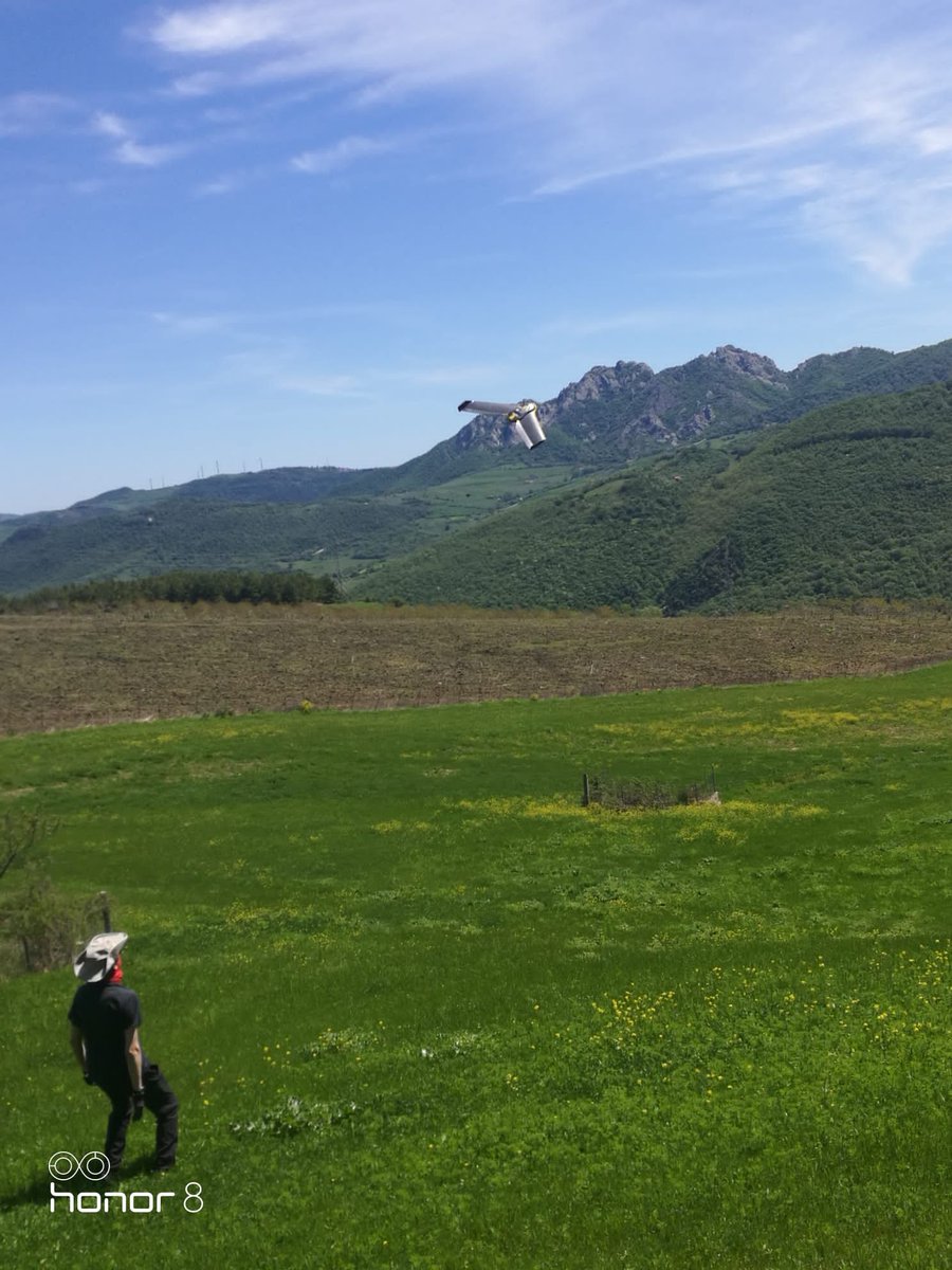 terralab_eu's tweet image. Campagna di misure multispettrali per lo studio della vegetazione  #terralab #agricolturadiprecisione #multispec