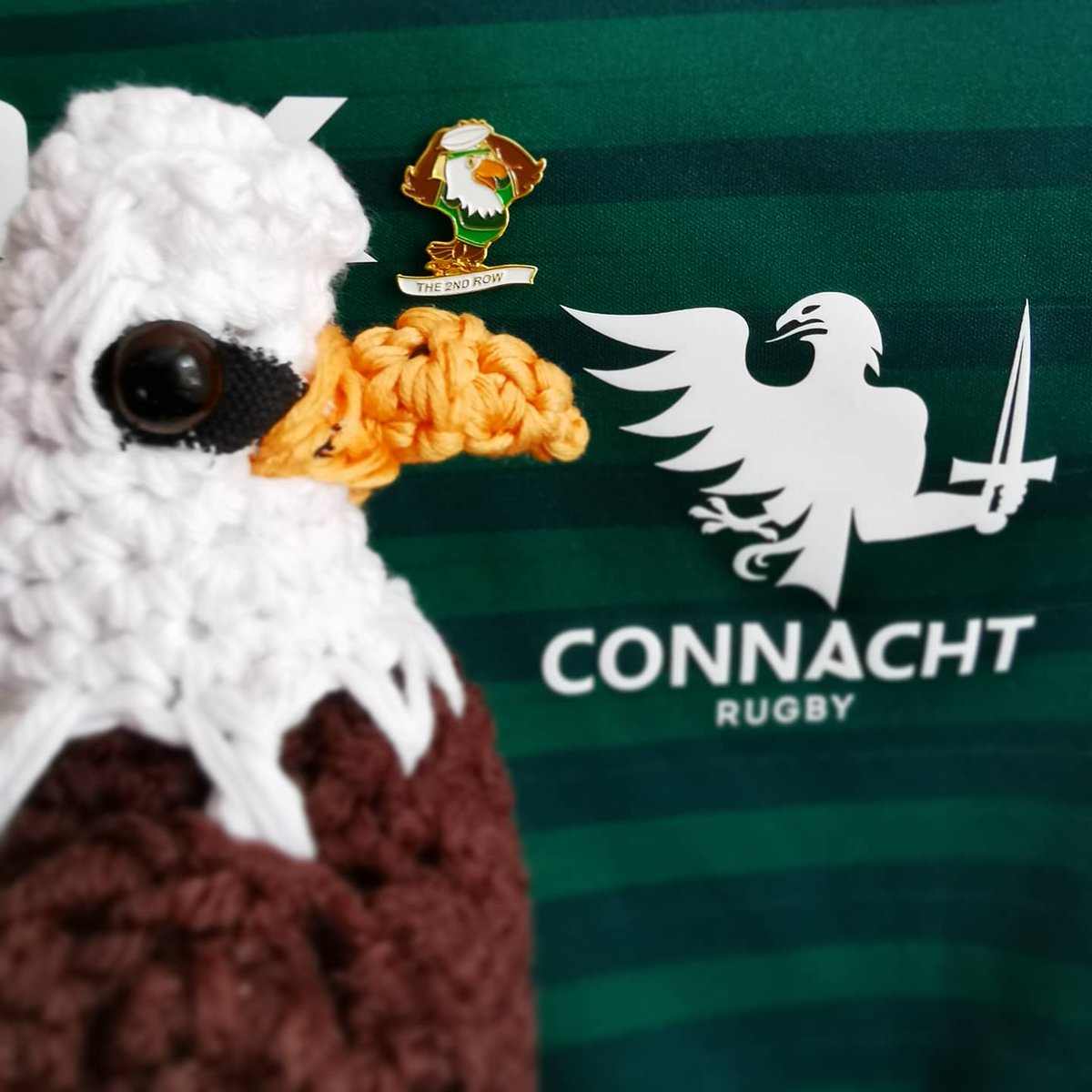 the2ndRow's tweet photo. Thank you so much @michelle_jessop for this!!! #Swifty looking good!!!
#connachtabú #ConnachtRugby #StrongerInGreen #StrongerTogether #The2ndRow https://t.co/aSif9NFaNJ