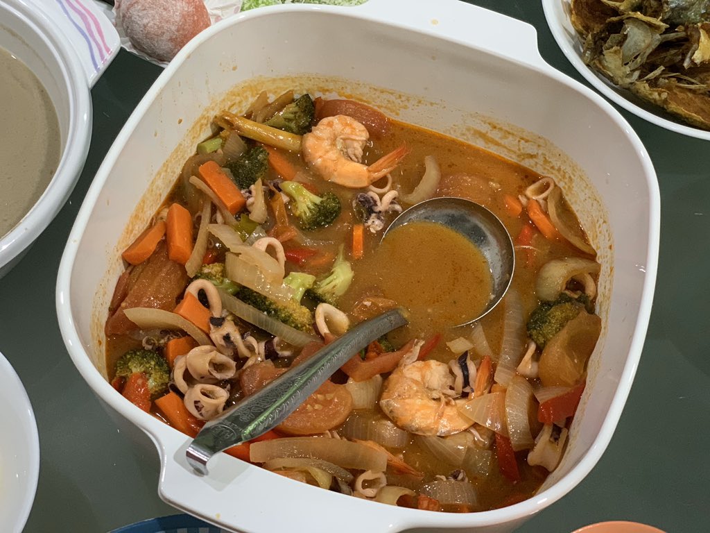MasakTak's tweet photo. Berbuka apa hari ni? https://t.co/u73tu8MfK2
