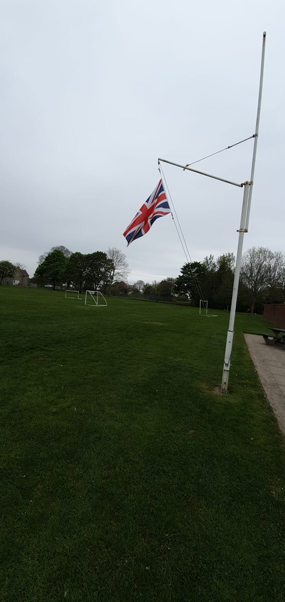 HubKinloss's tweet photo. At 11am today we had our minute silence at the flag, siblings stood together, to remember all who served in World War 2 as part of our #VEDay2020 celebrations @EducationMoray @VCrossHoSCD @TheMorayCouncil @ApplegrovePS @andersons_says @DallasPrimary @kinlossprimary @Kinloss_Bks https://t.co/Fb0zOYFyiE