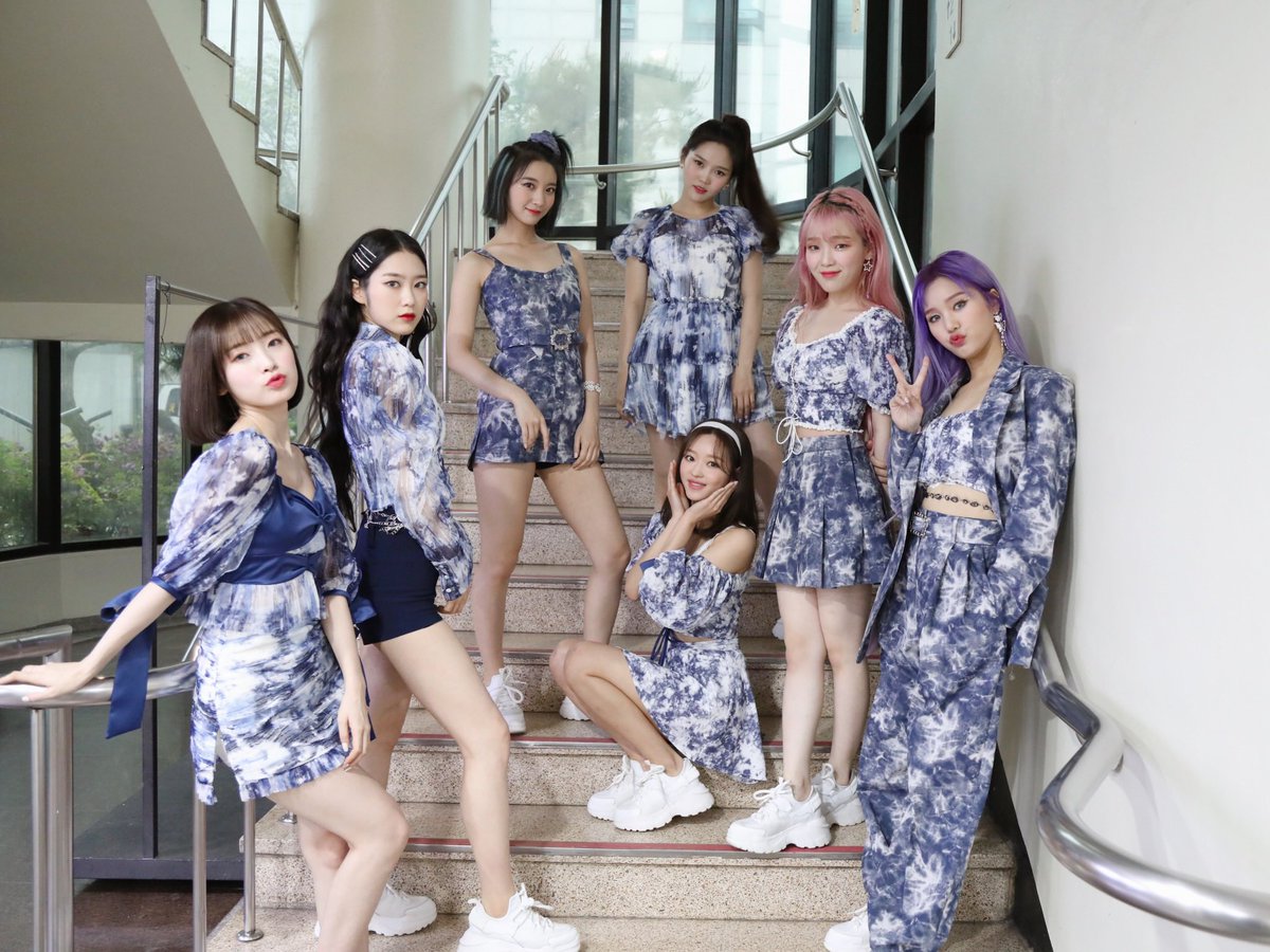 8_OHMYGIRL's tweet photo. [#OhTimes] 200508 뮤직뱅크 📸

오늘도 너무너무 설렜던💕 
오마이걸의 무대��

#오마이걸 #OHMYGIRL #OMG 
#NONSTOP #살짝설렜어 https://t.co/OjCBaY22wS