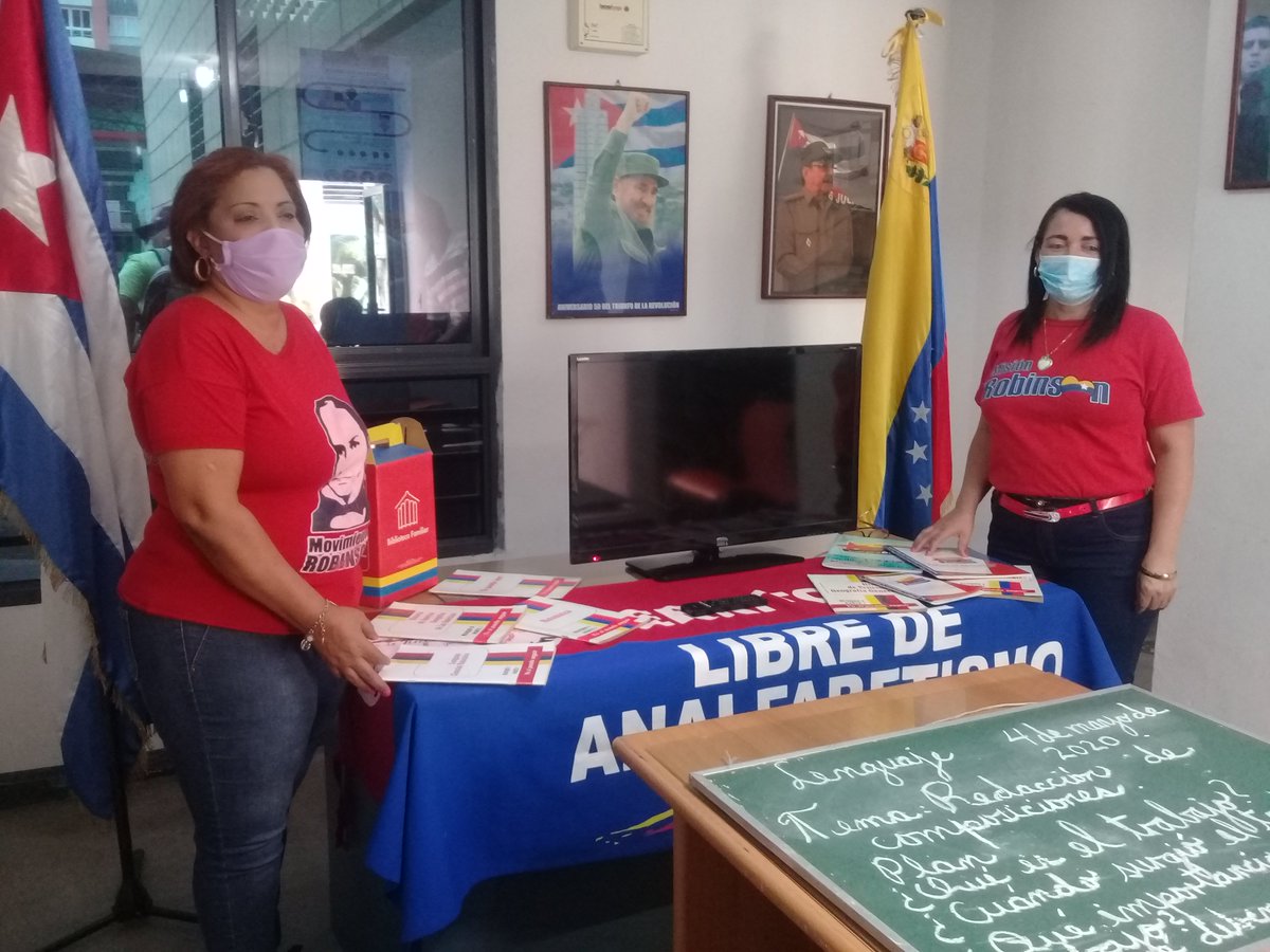 MÁS DE LOS EDUCADORES DE #CUBA EN #VENEZUELA
Pedagogos cubanos asesoran la formación de 43 mil venezolanos a graduarse de sexto grado a finales de junio. <a href="/radio_cubana/">Radio Cubana</a> <a href="/radiorebeldecu/">Radio Rebelde - Cuba</a> <a href="/RadioHabanaCuba/">Radio Habana Cuba</a> <a href="/RP_OndaAlegria/">Radio Progreso 🇨🇺 La Onda de la Alegría</a> <a href="/radiotainofm/">Radio Taino</a> <a href="/CimarronCuba/">CimarrónCuba</a>