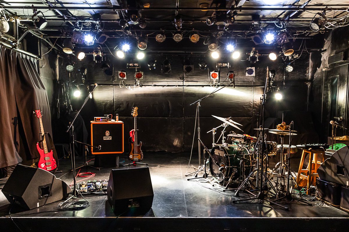 秋葉原 Club Goodman Auf Twitter 日向秀和さん ストレイテナー Nothing S Carved In Stone の機材をご紹介します ストレイテナー ナッシングス