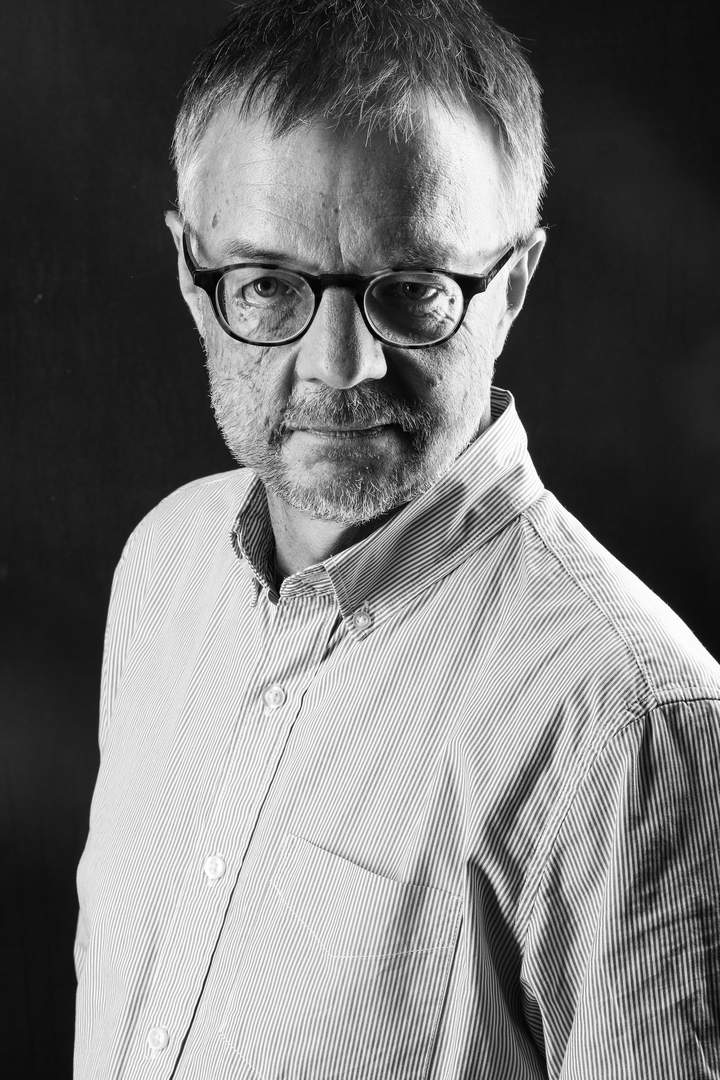 amsocmatbio's tweet photo. (EC)Matrix Reloaded E-symposium #sneakpeek! Please meet Uwe Hansen @WWU_Muenster, an expert in #electronmicroscopy! He will be showing us how #lamellae in the #cornea is involved in #keratoconus.
#ASMBeHome #ScienceNoBoundaries
Register here! https://t.co/J7pDx00Ng8 https://t.co/5tx0UH1JzS