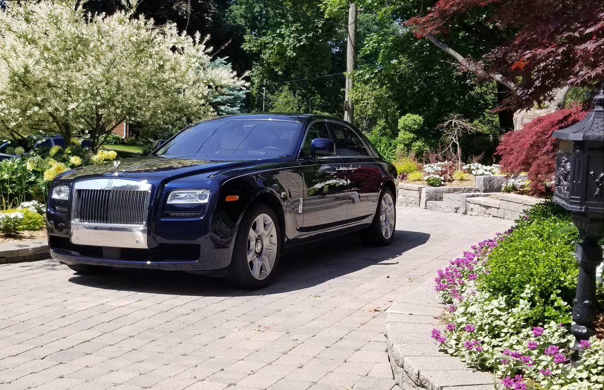 LUXEDRIVE's tweet photo. Let us help you make a grand entrance!

FOR LIMO RESERVATIONS 

📞 416-741-5893 (LUXE)
📧 info@luxedrive.ca https://t.co/8L9lftkJLz