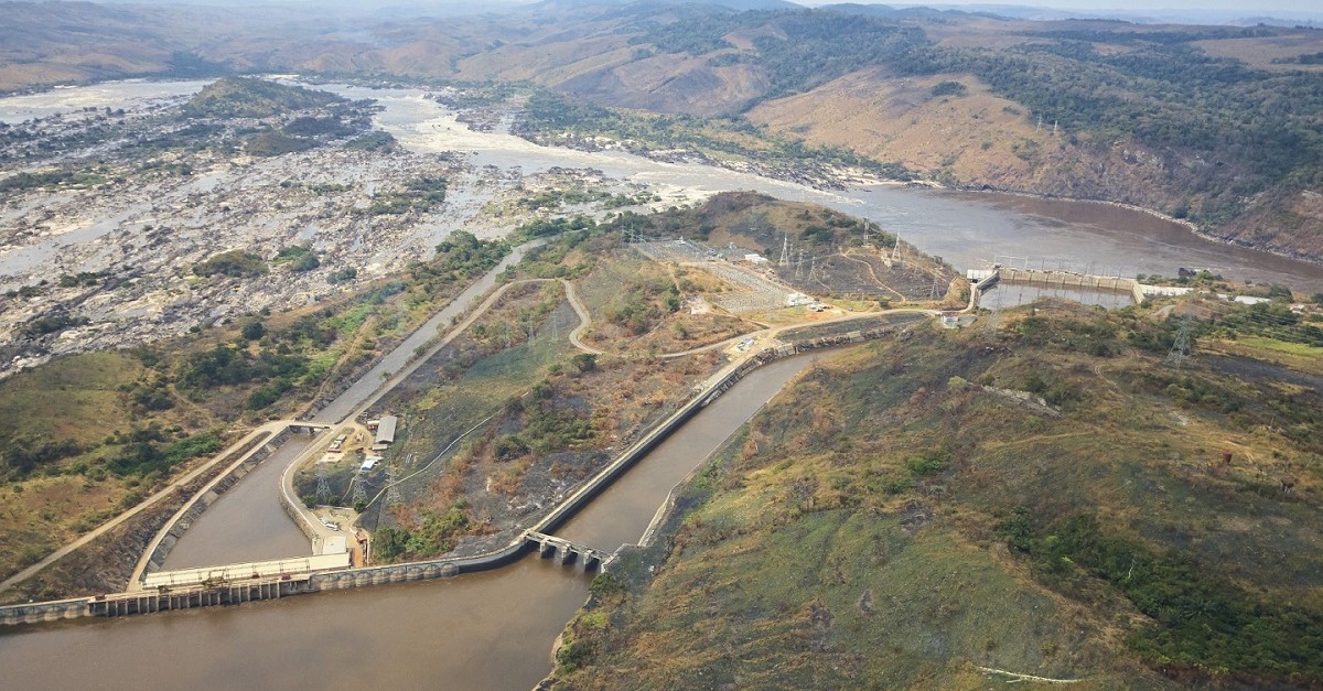 Voith_Hydro's tweet photo. With the modernization of the Inga 1 #hydropower plant in the Democratic Republic of the Congo enables the national population to benefit from a stabilization of the #power supply. Enjoy our #HydroPictureOfTheWeek and read more: https://t.co/rCyF6BJVtB https://t.co/lX3p9UAA6R