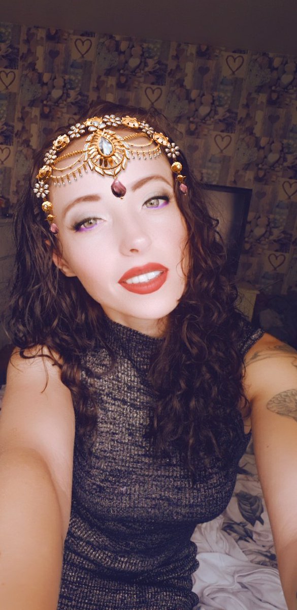 Kayleighrawlin1's tweet photo. This filter is VERY #AvonDefrockall ๐ฎโจ๐ @TheCursedSoulS1 https://t.co/sVlTgjxV27