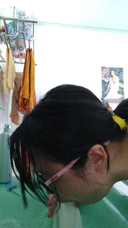 呕吐爱好者 Sunyu Twitter