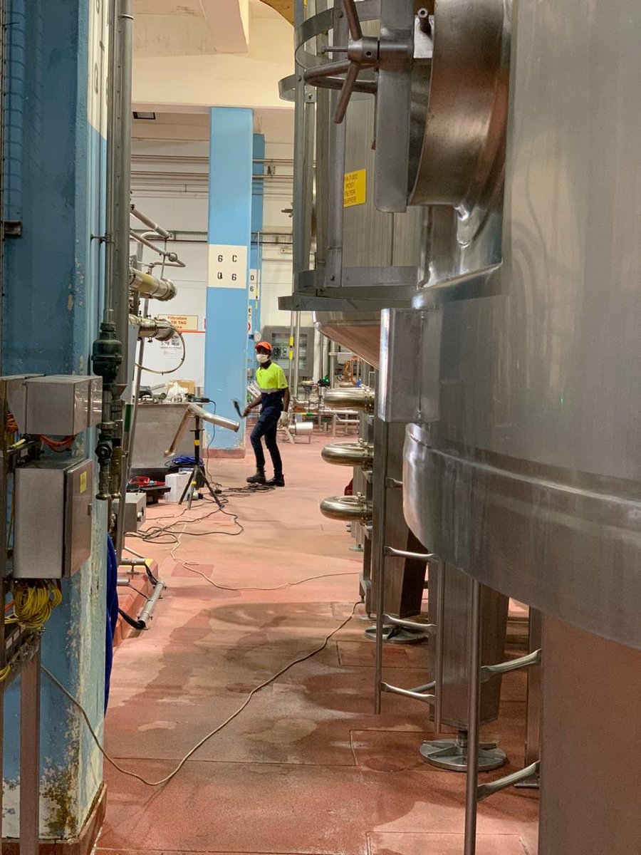 VumaniMkhize's tweet photo. Beer drinkers look away now. SAB has begun dumping beer. 25 thousand litres went down the drain in PTA today. Unable to sell or move current stock, SAB could dump over 130 million litres. https://t.co/BicgC29aFJ