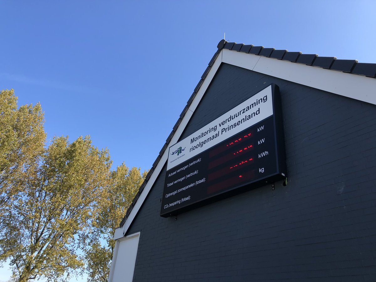 Andrewerk's tweet image. Gemaal Prinsenland is vernieuwd met toepassing van innovatie!! #energiezuinigemotoren 
#zonnepanelen #groendak @iburo010 @Stadsbeheer010 @KwakernaakBV