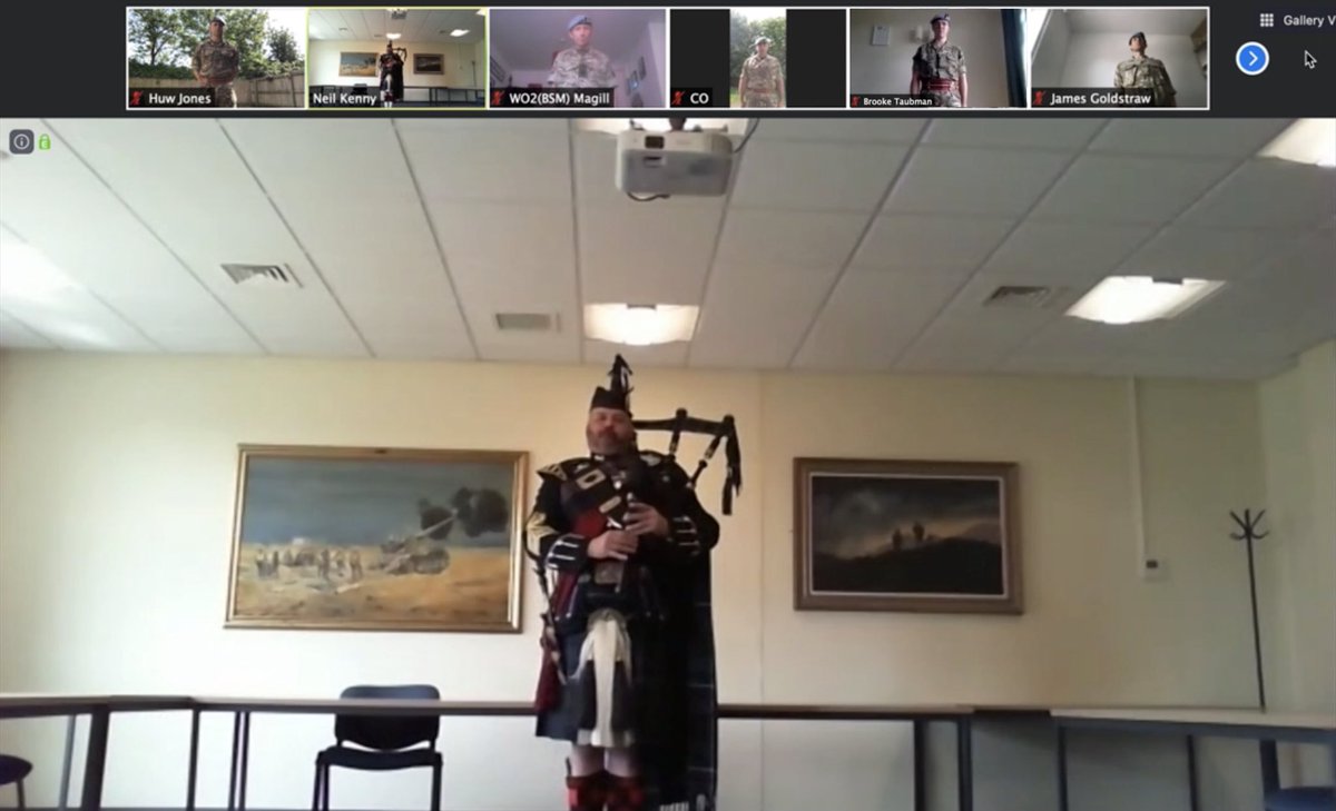 47RegtRA's tweet photo. At 11:00Hrs, The CO, RSM and members of the Regiment observed the silence in honour of those that gave their lives for VE Day.
Piper: Pipe Major Mace-Lillie
#VEday75 #VEDay2020 #ThisISYourVictory #WeWillRemember #47RA #FlyFindFight #UAS #UAV #Piper #Bagpipes https://t.co/vgFRYnGRs8