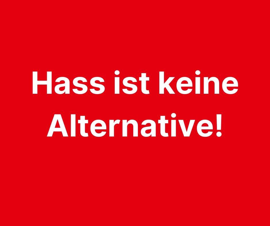 GEIMEINSAME Erklärung: Bochum ohne Hass. Wahlkampf ohne rechts

Wir werden Rechten keine Podien geben und auf kein Podium gehen, auf dem Rechten sitzen. 

Alle UnterstützerInnen einsehbar auf spd-bochum.de
