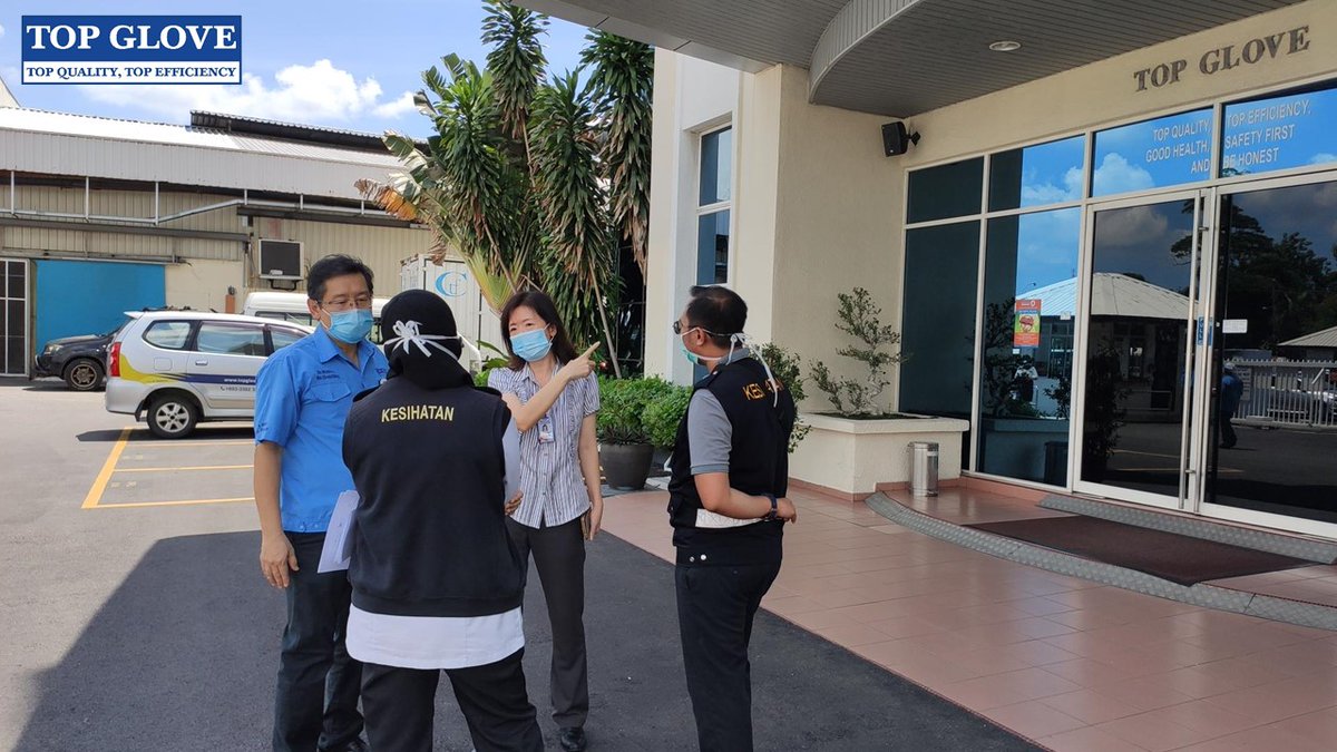 Uzivatel Top Glove Corporation Berhad Na Twitteru On May 5th 2020 The Officers Of Kkmputrajaya Conducted A Surprise Inspection At Top Glove Factory 9 To Better Understand The Precautionary Measures We Have