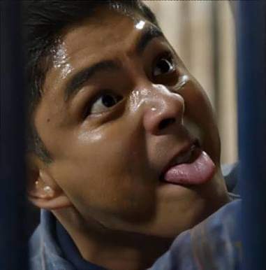 ceoofhnm's tweet photo. Basagan ng Mukha o basagan ng PWET! Dahan dahan lang po! #Cardo #ABSCBNSigningOff #ABSCBNShutdown https://t.co/gL1AcZ0h4c