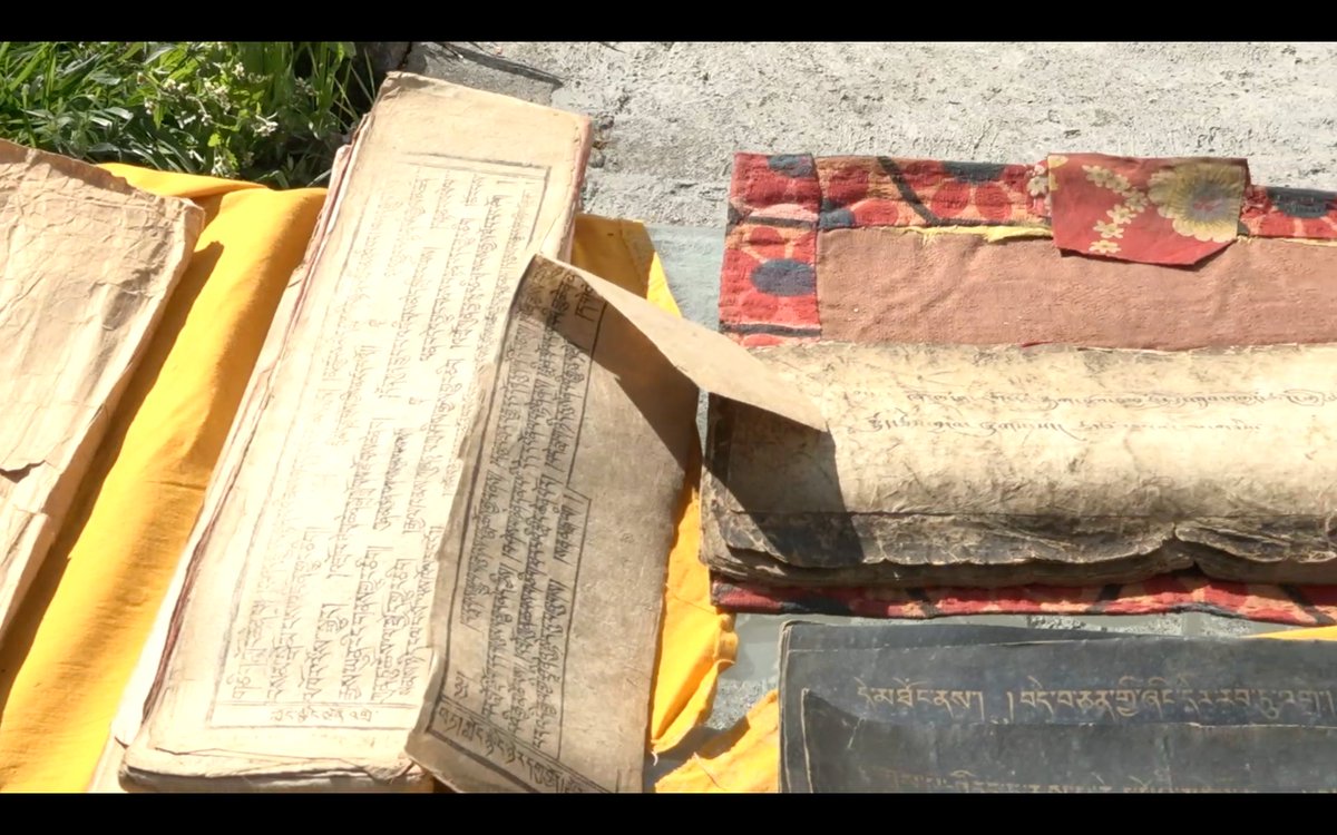 tibetcurator's tweet image. Spent morning proofing new films for @TibetMuseum One highlights the museum's amazing potential. Features woman who escaped from #Tibet &amp;amp; whose father carried 2 trunks of statues and scriptures. Highlights personal stories of loss, recovery &amp;amp; material memory #THObjectLessons👏👏