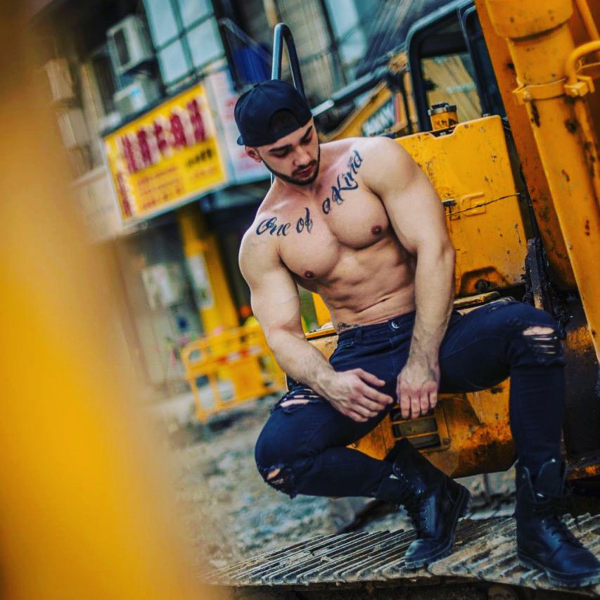 striptiz's tweet photo. Стриптиз шоу на заказ.
🕺Мужской стрип 👨‍🚒 Чернигов, Житомир, Черкассы.
❗️Заказ стриптизера с выездом в Кафе, ресторан, сауна, дом.
🌐 Выбор танцоров на сайте: https://t.co/t0PHBg2wpm
✔️ #stripua #стриптизер #мужскойстриптиз #чернигов #черкассы #житомир #девичник #деньрождения https://t.co/1DVupas4LY