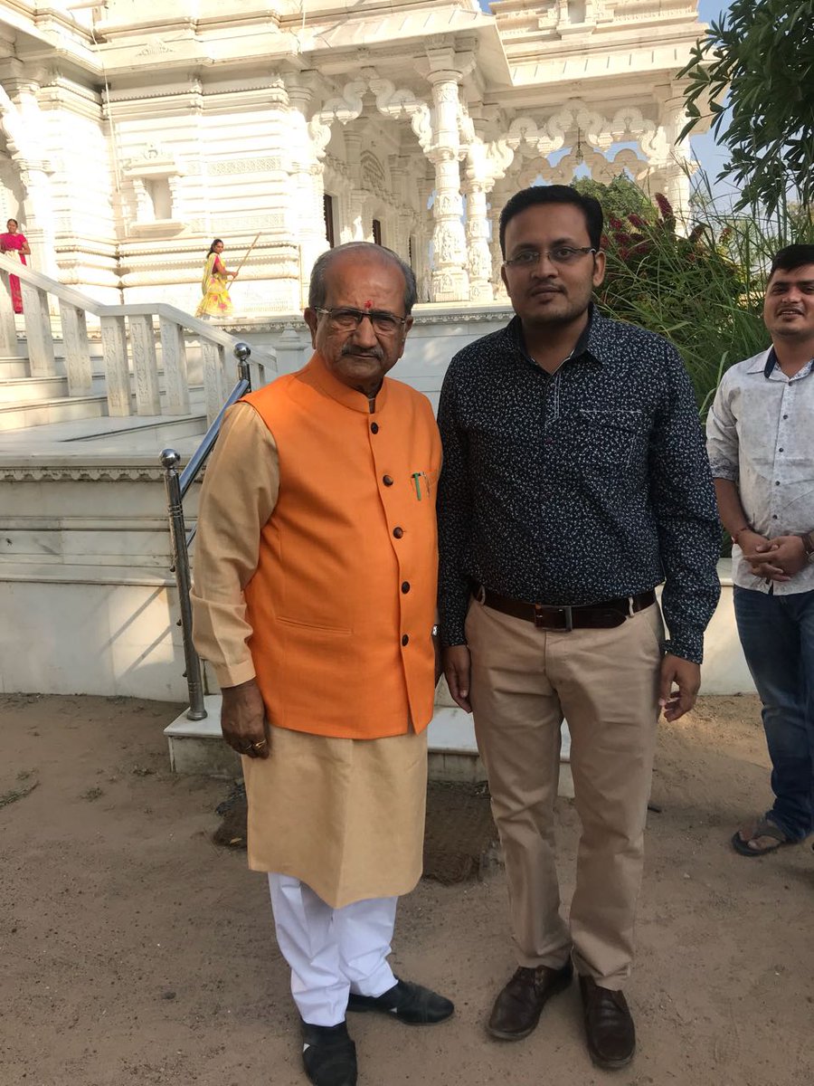 cppatel35's tweet image. ભારતીય જનતા પાર્ટી ના
વરીષ્ઠ આગેવાન અને રાજ્ય સરકાર ના સીનિયર કેબિનેટ મંત્રી
મા. શ્રી ભુપેન્દ્રસિંહજી ચુડાસમાજી @imBhupendrasinh ને જન્મ દિવસ ની અનેક શુભકામનાઓ ..!
॥ जिवेत शरद: शतम् ॥