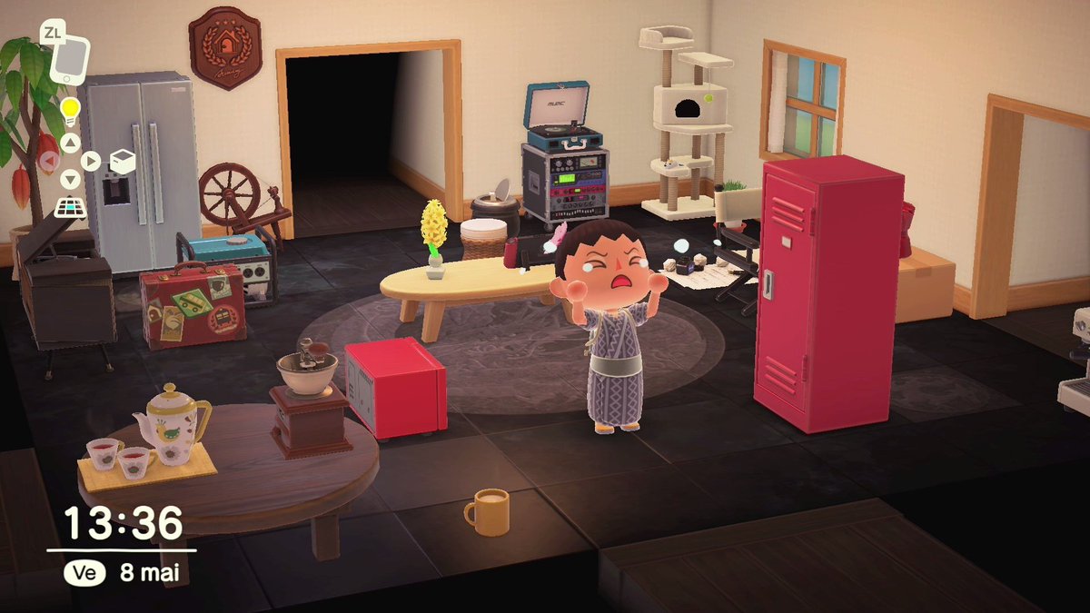 poncefleur's tweet photo. Bonjour @DamidotValerie 🌸

Je ne suis vraiment pas très fort en décoration et je sais que vous êtes la boss finale du game. 
Pourriez-vous, s'il vous plait, m'aider à sublimer mon île et ma maison sur #AnimalCrossingNewHorizons ? https://t.co/p7fl50qBwK