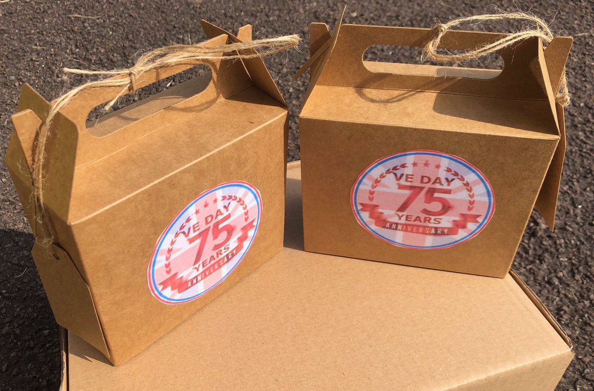 JuiceCIC's tweet photo. We have been out delivering VE Day Afternoon tea boxes to those in our community who are unable to get out at this time #VEDay75 https://t.co/GP3Zh9WmD1