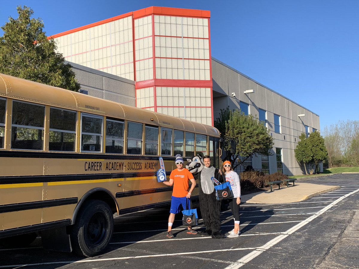 JDLugbill's tweet photo. We travelled around the region to deliver goodies to 32 rockstars yesterday. Gearing up for day two. We appreciate our teachers @CareerAcademySB. #TeacherAppreciationWeek2020 https://t.co/IcqKqotcOM