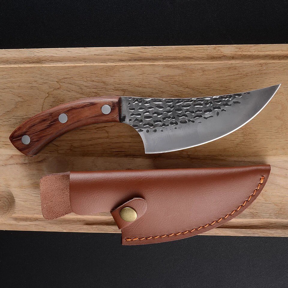 BestReconInc's tweet photo. Our Damascus steel skinning knife is well-made, extremely sharp, and reliable. Good choice for an all-in-one field skinning knife. Sheath is included. #hunting #KnivesOut #outdoorliving #outdooradventures #skinning https://t.co/ZFgb54kaqJ