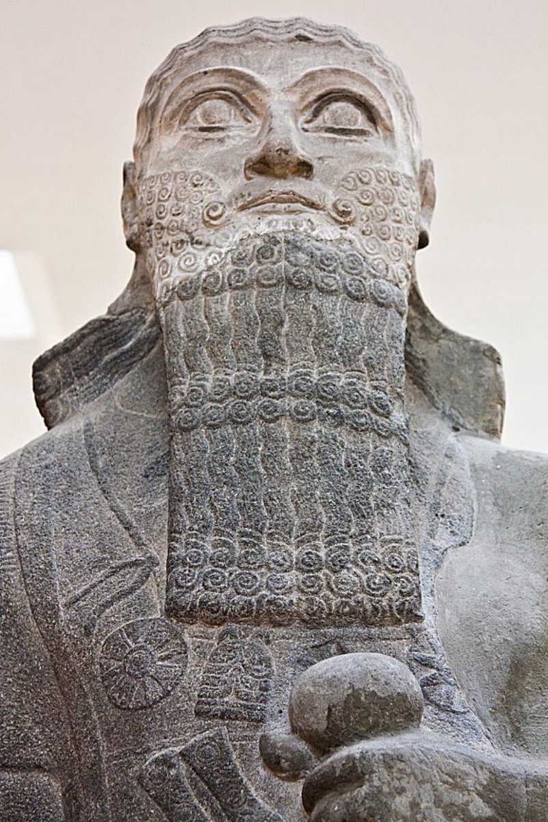 GilgameshIQ's tweet photo. من اكثر الاشياء التي كان يتفاخر بها الملك الاشوري شلمنصر الثالث هي معركة قرقور حيث تمكن ان يهزم 12  دولة مجتمعة ويخلف فيهم 14.000 قتيل و هزيمة 12 ملكاً والسيطرة على الشرق الادنى

ايفا كانجيك https://t.co/vBmbHdqt2K