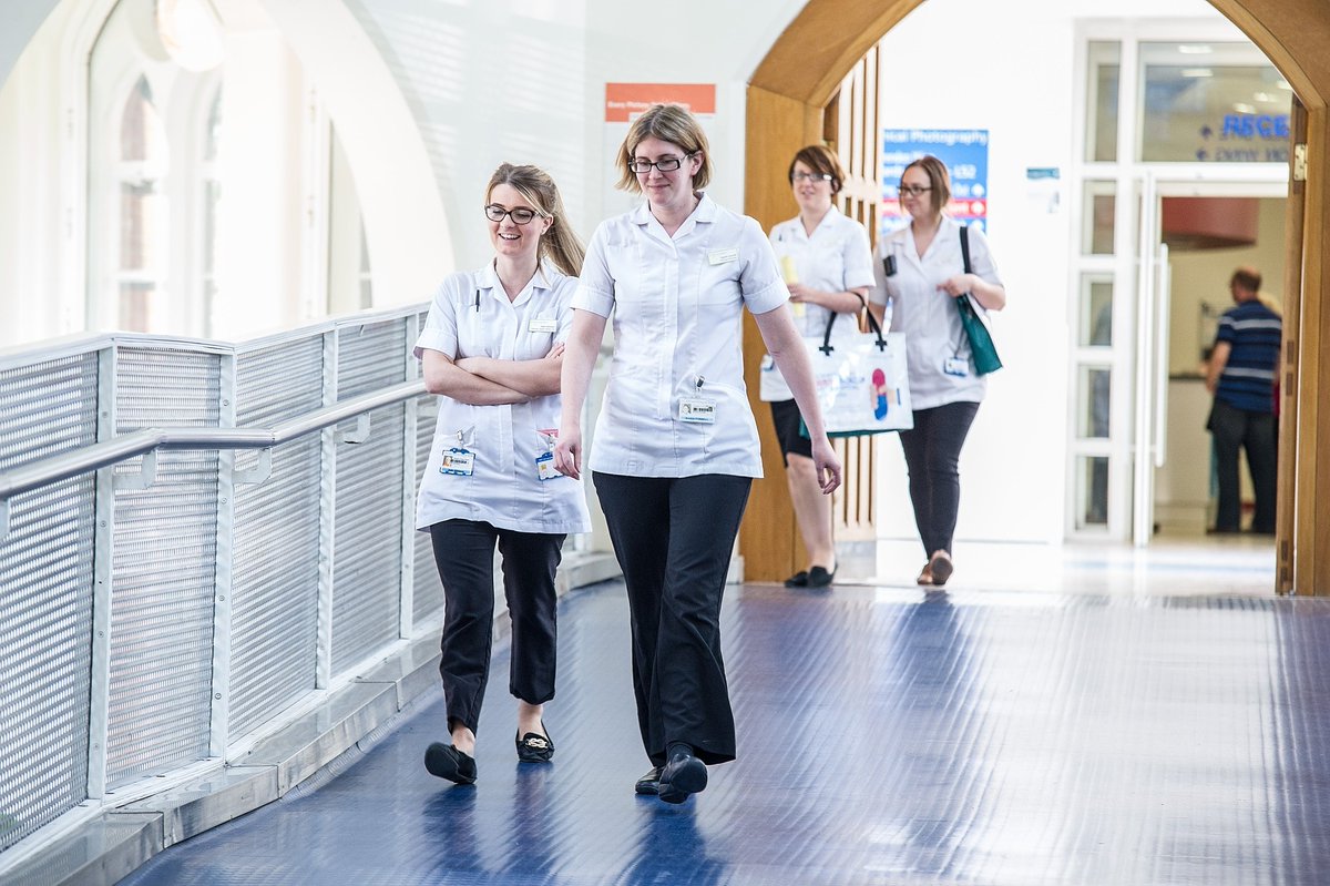 NHSE_WTE's tweet photo. Allied Health Professionals (AHPs) across England, Wales, Scotland and Northern Ireland will be able to access @HEE_TEL e-learning to support the delivery of care to COVID- 19 patients thanks to the collaboration across the four nations >> https://t.co/8XQYIS8tXY https://t.co/so4oaKUHWx