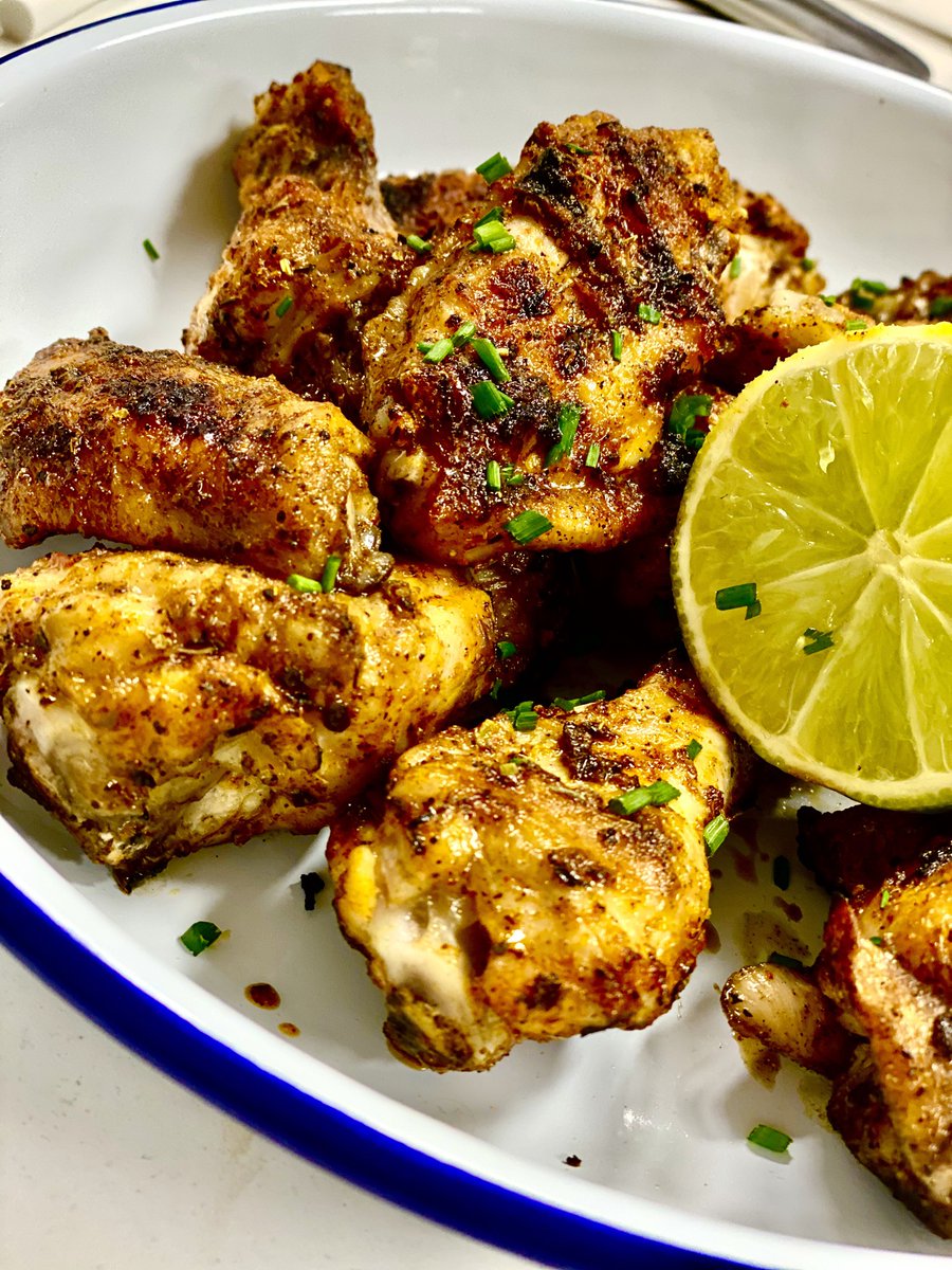 Enjoy your bank holiday... may your wings be a fly as these!!! not to fly tho...  😋😋😋🐓

#bebacksoon #rebelchicken #wearerebelchicken #supportlocal #independentbrum #supportsmallbusinesses #stayrebel