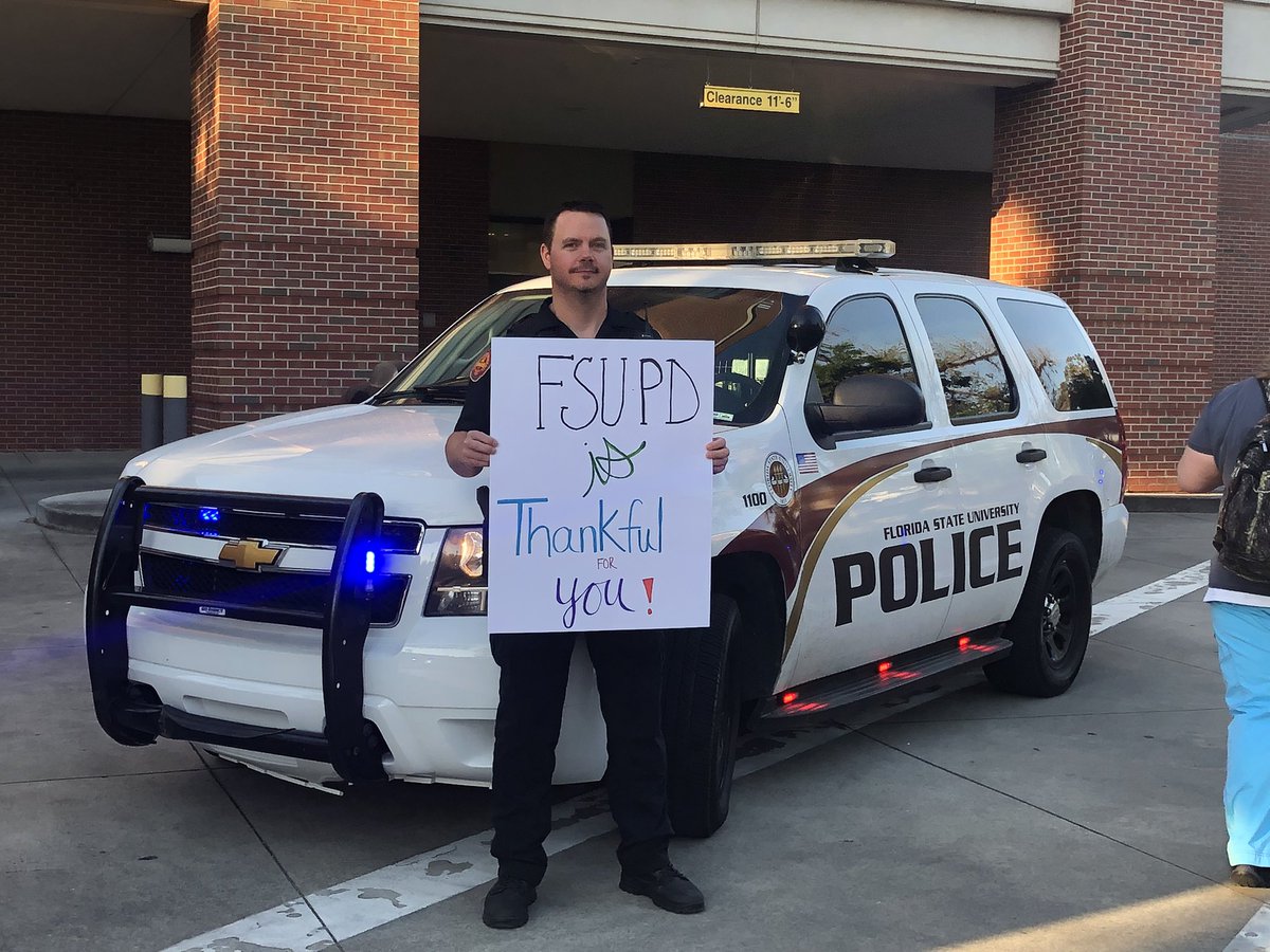 amy_magnuson's tweet photo. Our FSUPD is the best! Greeted and thanked UHS staff this morning for nurses week. We appreciate them so much!!❤️@PoliceFsu @fsu_health https://t.co/ifCN6XvE7R
